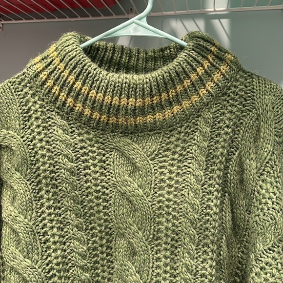 NWT HaveOne Green Sweater - Picture 3 of 6
